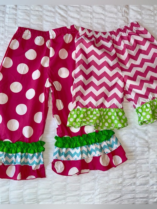 Max & lulu Other - Max & Lulu Girls Pink Polka Dot & Chevron Ruffle Pants 2 Pair Size 6